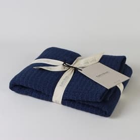 Chloe Pillowsham Navy