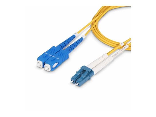 STARTECH.COM - Startech 30m (98ft) LC to SC (UPC) OS2 Single Mode Duplex Fiber Optic Cable, 9/125╡m, Laser Optimized, 10G, Bend Insensitive, Low insrtion Loss - LSZH Fiber Patch Cord (SMLCSC-OS2-30M) - Patch cable - LC/UPC single-mode (M) to SC/UPC single-mode (M) - 30