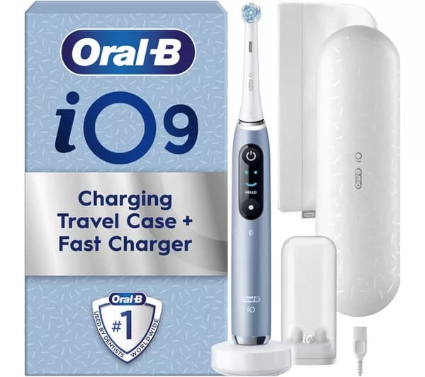 ORAL-B iO 9 Electric Toothbrush & Travel Charging Case - Blue