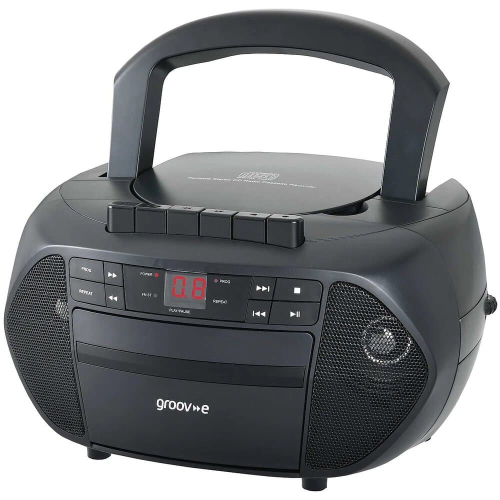 GROOV-E            PORTABLE CD & CASSETTE PLAYER WITH RADIO