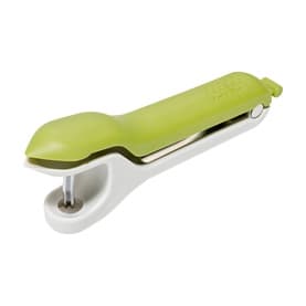 Tweezy™ 2-in-1 Pitter & Huller