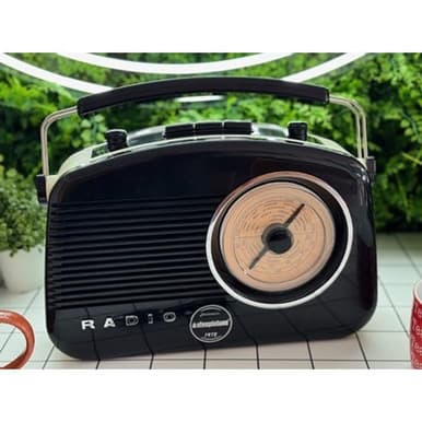 Steepletone Brighton Classic Retro style Radio, FM , MW  & LW - Black | BRIGHTONBKBT