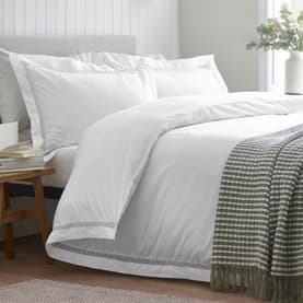 CATHERINE LANSFIELD Classic Lattice Lace Duvet Set