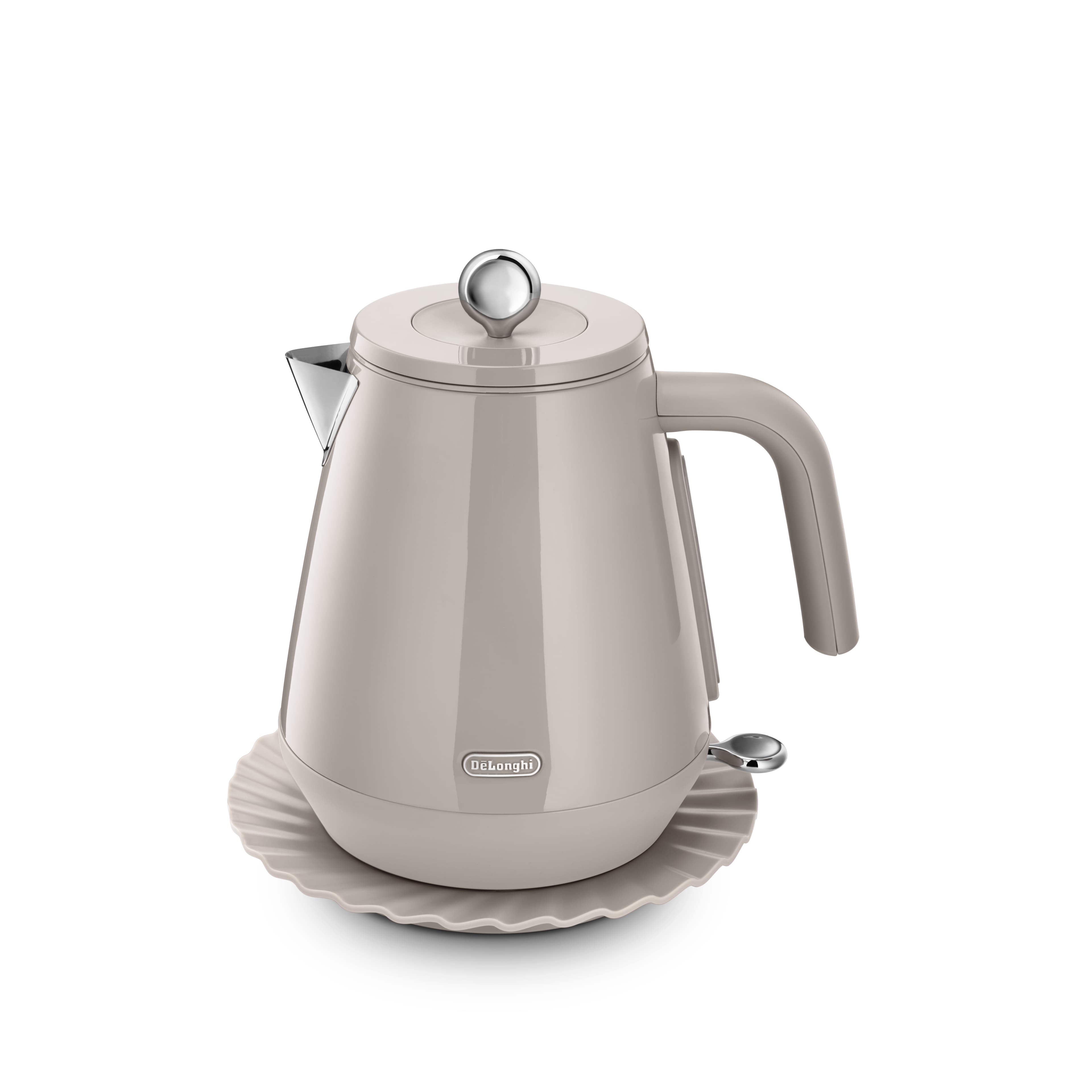 Delonghi Eclettica Rapid Boil Kettle - Cream | KBY3001.BG