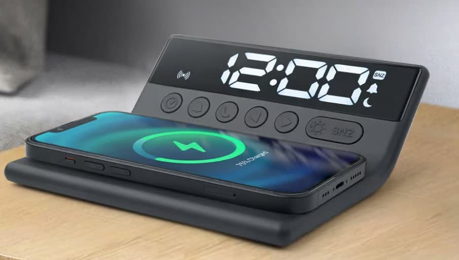 Muse Alarm Clock with Wireless Charging - Black | M-168WI