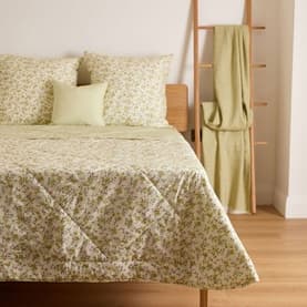 Dainty Lily Reversible Quilt