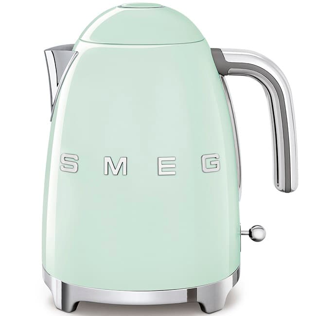 Smeg 50's Retro style Pastel Green Kettle | KLF03PGUK