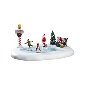 North Pole Ice Follies Animated Scene 14cm
