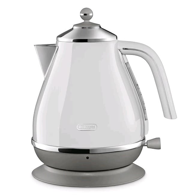Delonghi Icona Capitals White Kettle KBOC3001.W