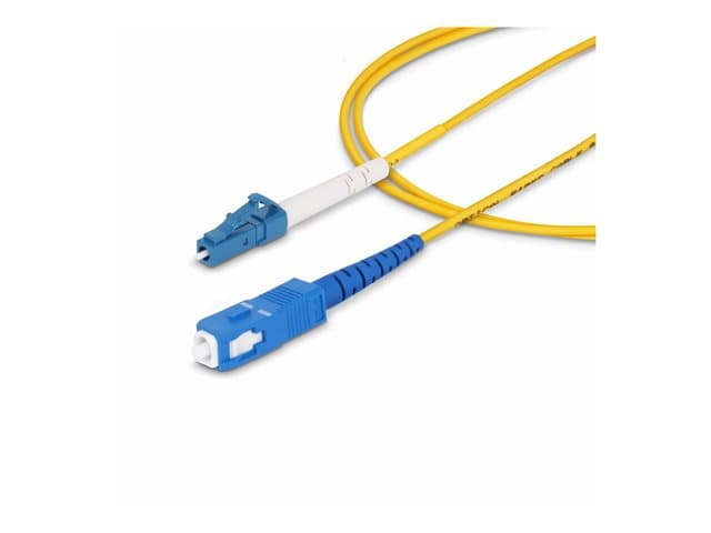 STARTECH.COM - Startech 15m (49.2ft) LC to SC (UPC) OS2 Single Mode Simplex Fiber Optic Cable, 9/125╡m, Laser Optimized, 40G/100G, Bend Insensitive, Low insrtion Loss - LSZH Fiber Patch Cord (SPSMLCSC-OS2-15M) - Patch cable - LC/UPC single-mode (M) to SC/UPC single-mod