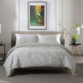 THE LYNDON COMPANY Petite Fleure Duvet Set