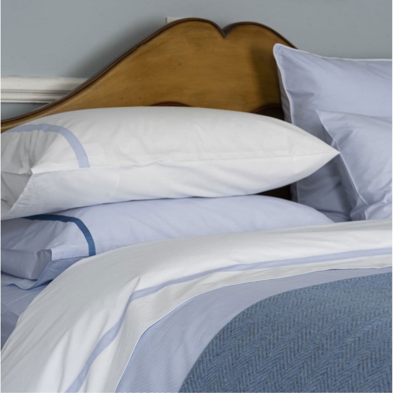 Romeo Coordinated Bedding Blue