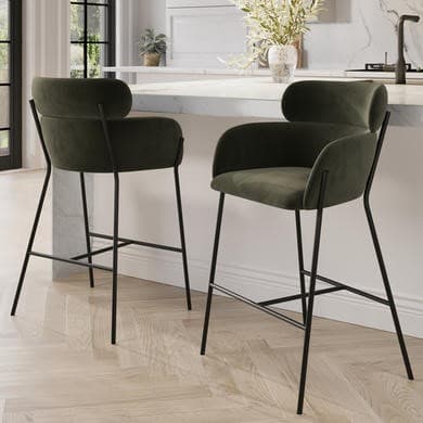 Isla Velvet Curved Chair
