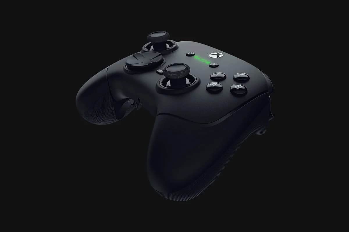 Razer Wolverine V3 Pro Wireless Gaming Controller for Xbox & PC, Black | RZ06-05200100-R3M1