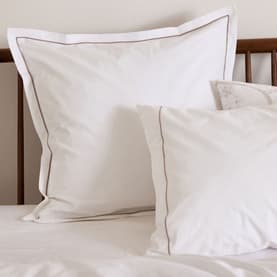 300 Thread Count Rolenio Square Pillowcase