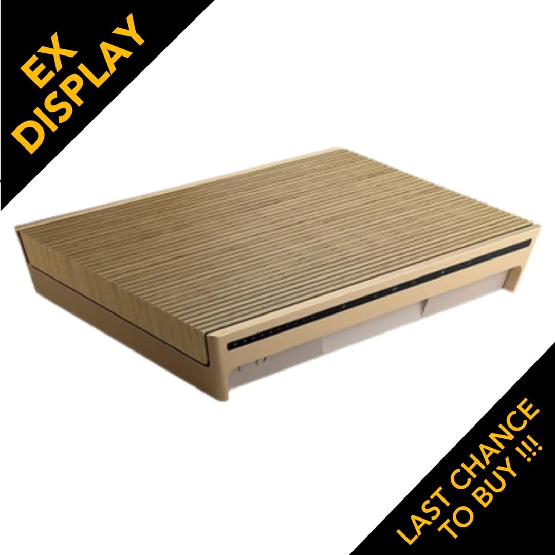 Ex Display Bang & Olufsen 1200497 Beosound Level Gold Tone Aluminium/Light Oak – Gold