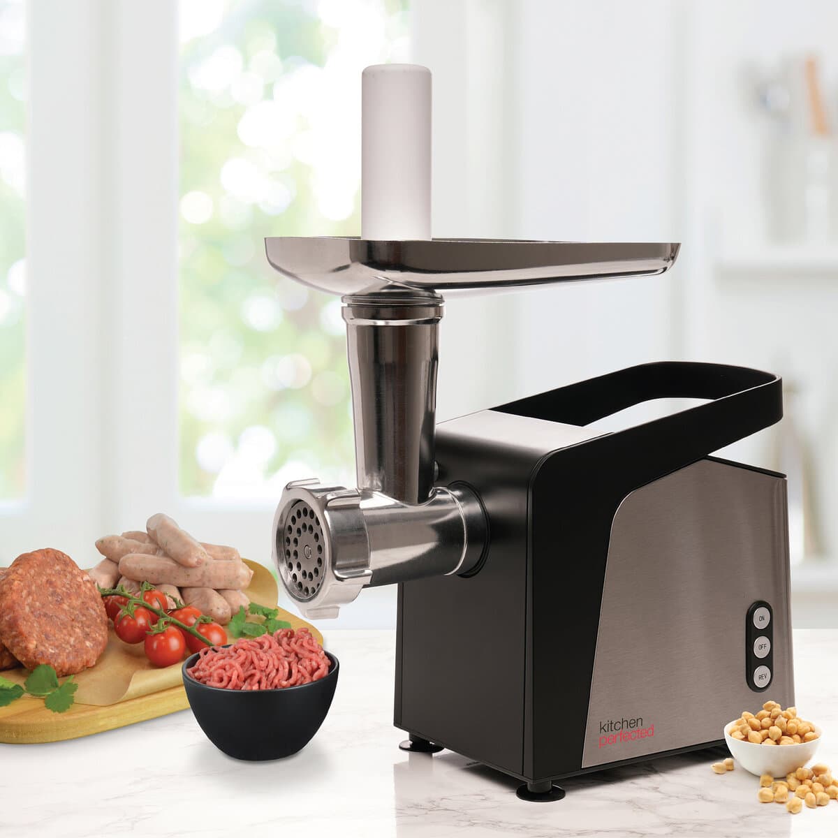 LLOYTRON 1400w Meat Grinder  & Sausage Processor...