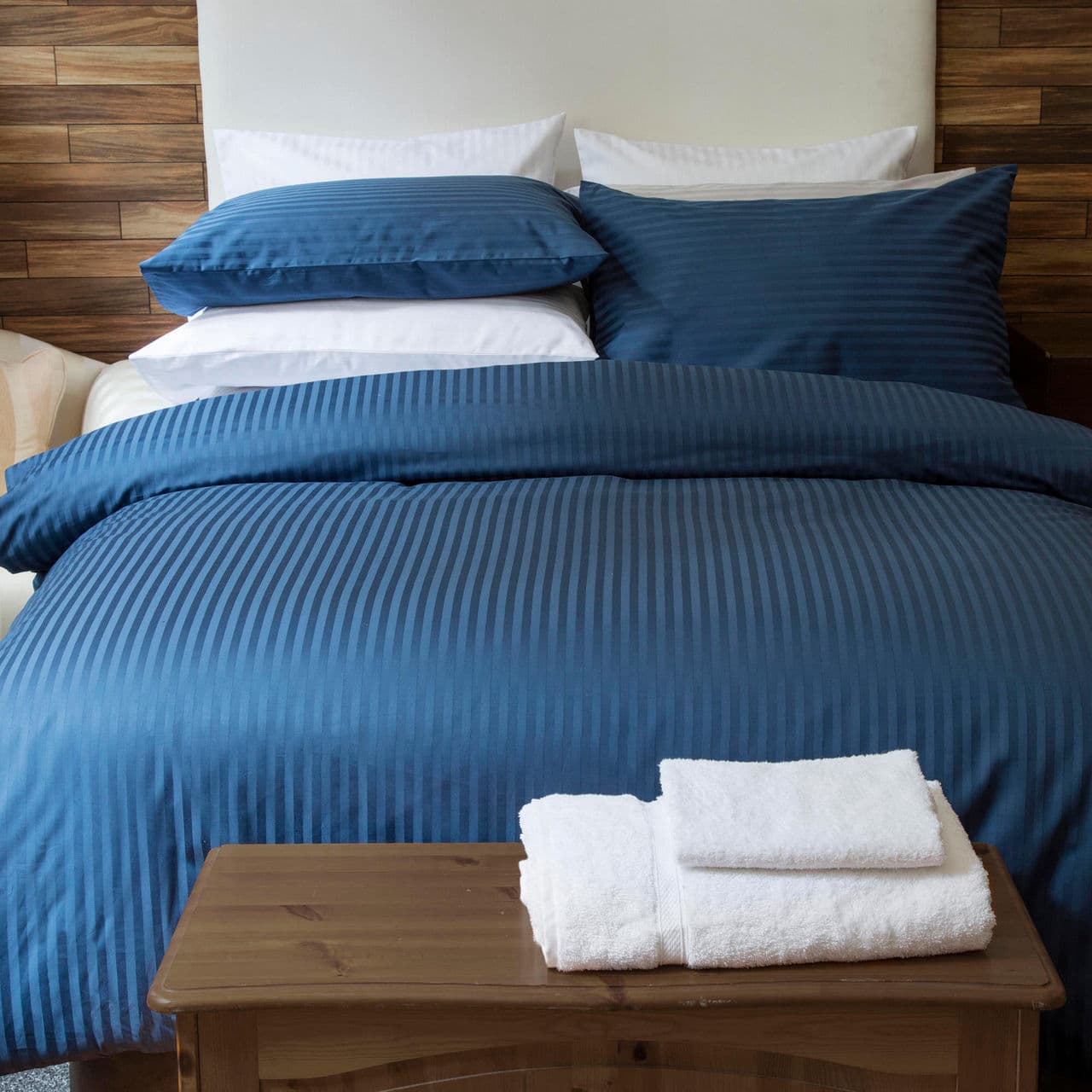 Hotel Suite 540 Coordinated Bedding Navy