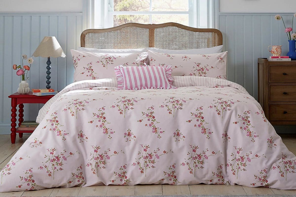 Secrete Garden | Blossom Print Duvet Cover Set | Pink | Super King