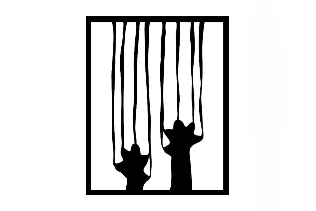 Decortie | Cat Paw Scratch Metal Wall Art | Black | 49 x 39 cm