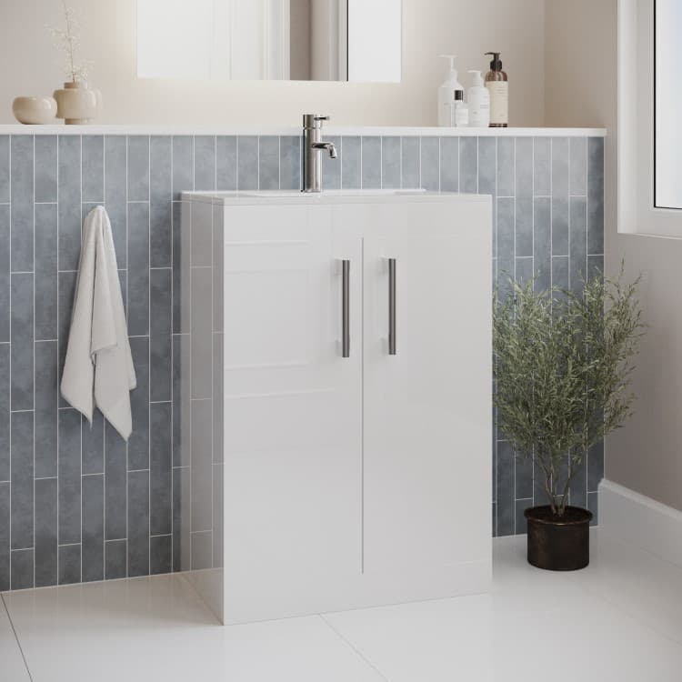 600mm White Freestanding Vanity Unit with Basin and Chrome Handles - Ashford