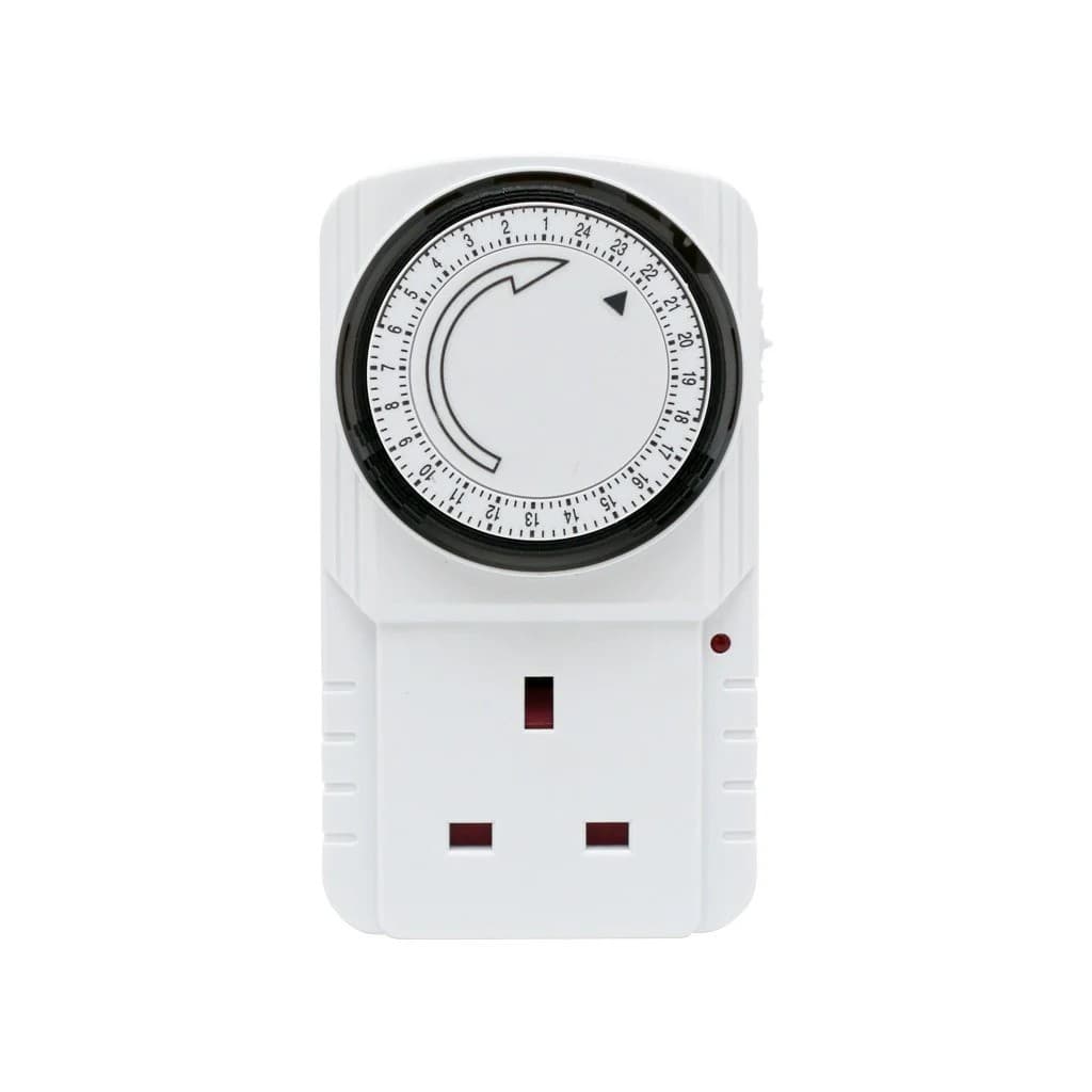 DAEWOO 24 Hour Plug In Timer...