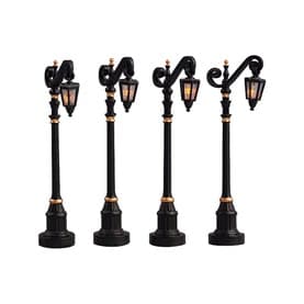 Colonial Street Lamp Figurine, Set of Four