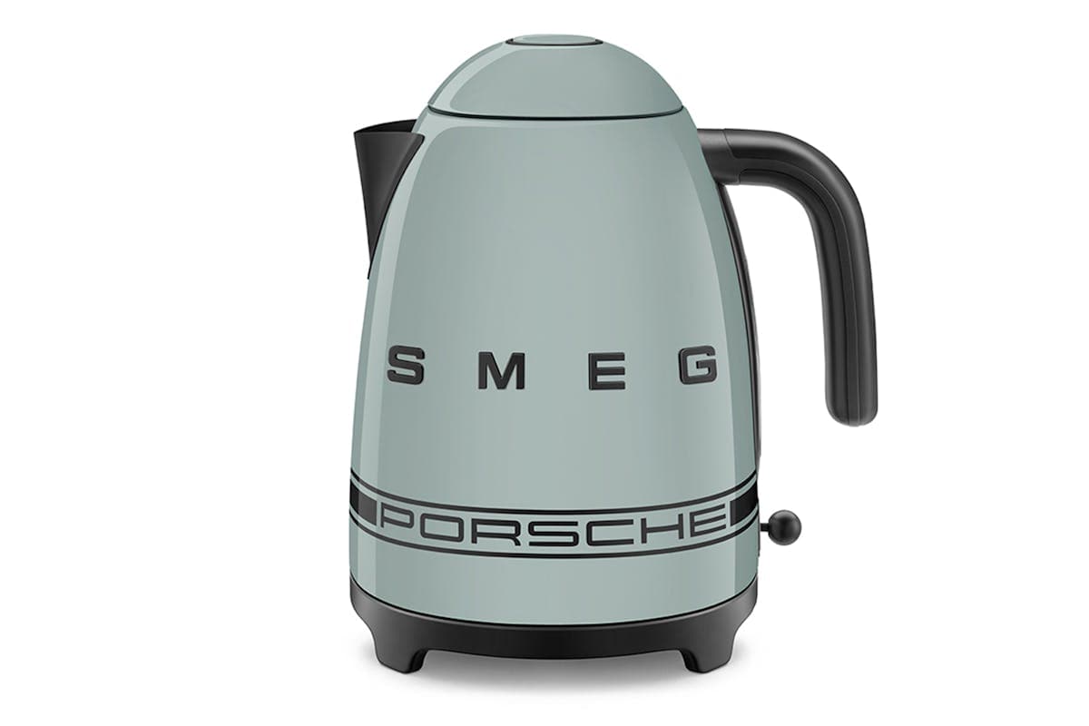 Smeg 1.7L 50's Style Porsche Kettle | KLF03PSGUK | Shade Green