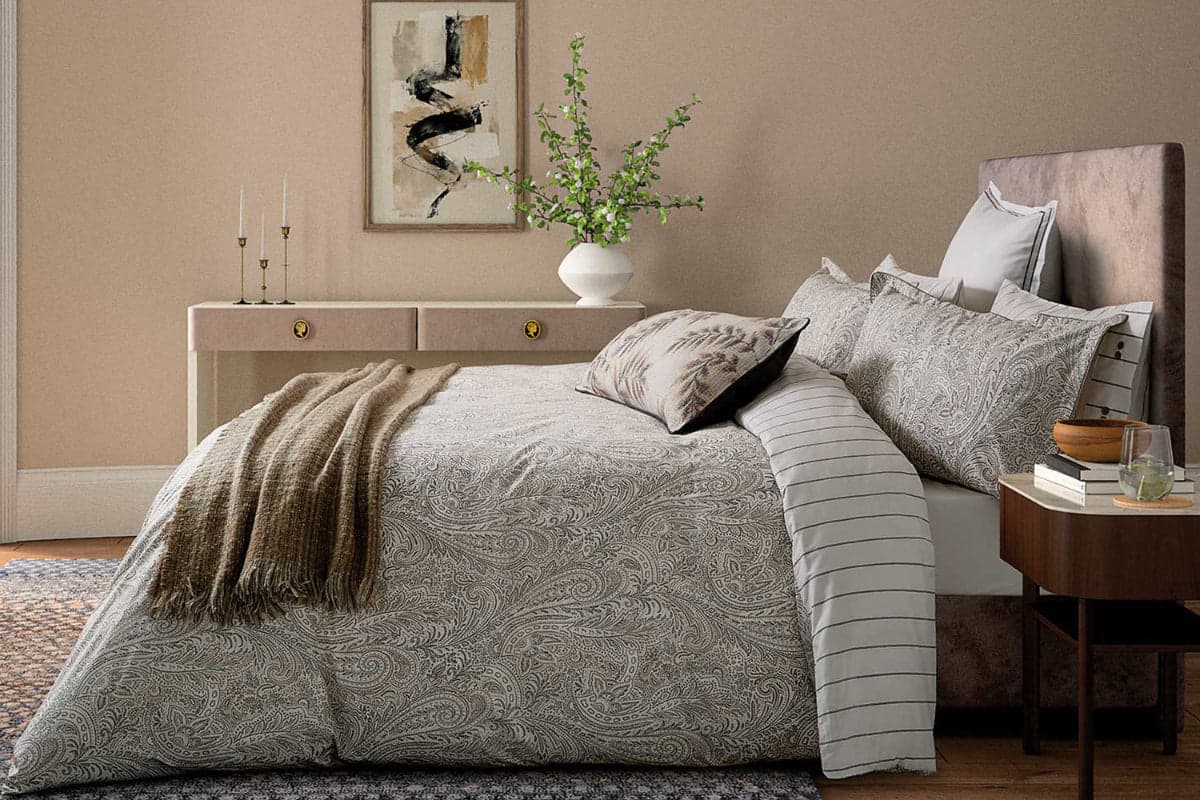 Bedeck of Belfast | Avita Duvet Cover Set | Charcoal/Tan | King