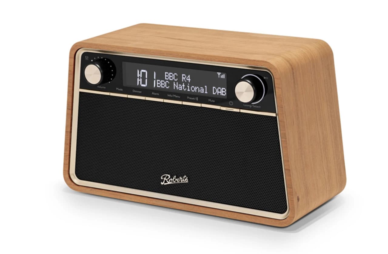 Roberts REVACH Reva Bluetooth DAB/FM Radio – Cherry