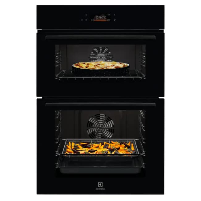 Electrolux 600 SurroundCook Catalytic Built-in Oven with Airfry - Black | KDFBCO8K