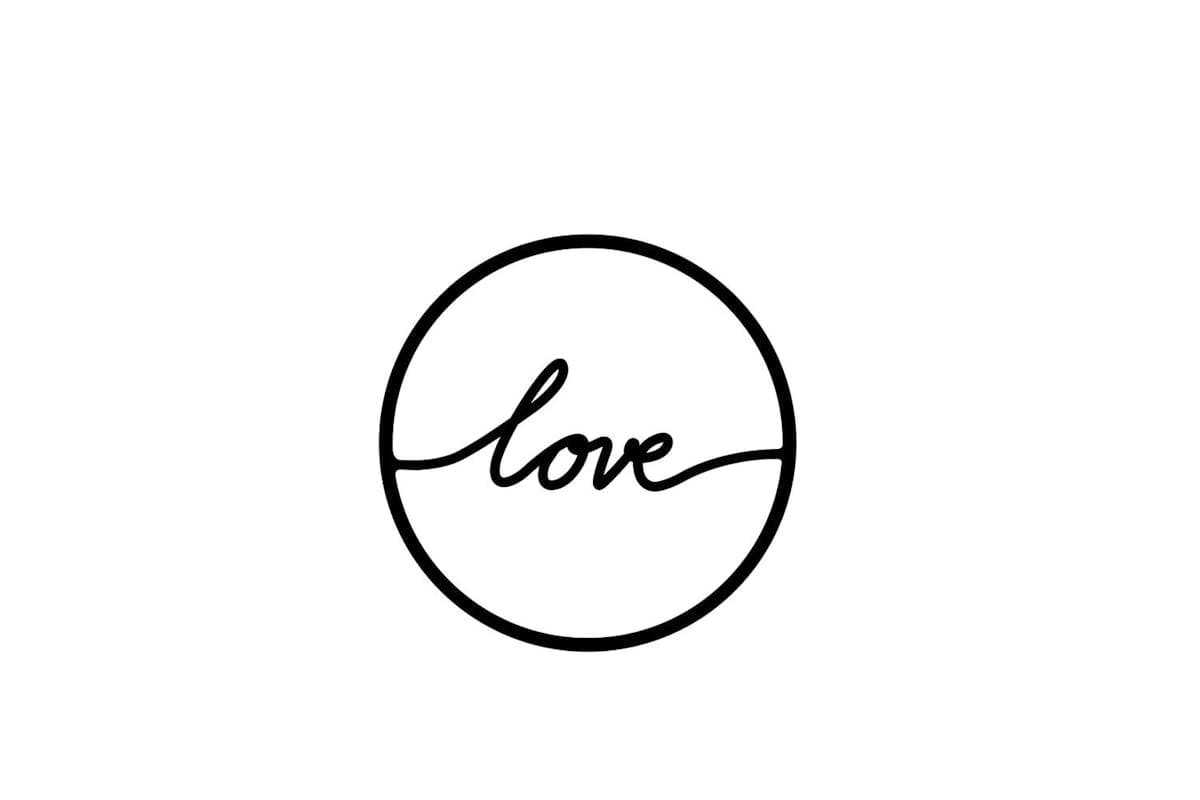 Decortie | To Love Modern Metal Wall Art | Black