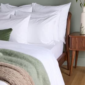 180 Thread Count Evelyn White Fitted Sheet