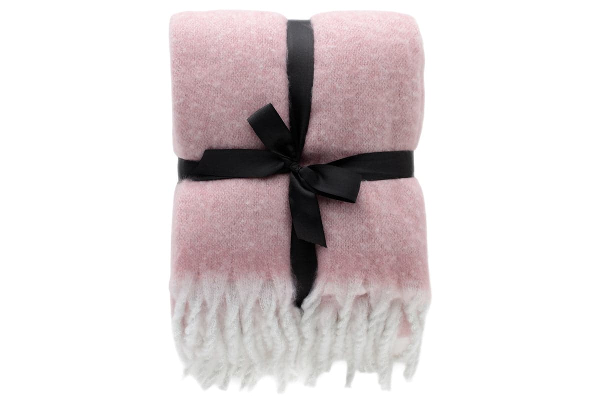 Emily Throw | Pink | 140 x 180 cm