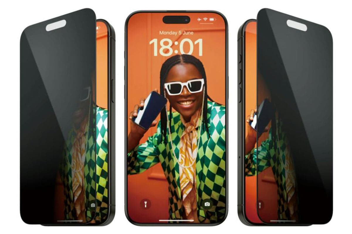 PanzerGlass iPhone 15 Pro Max Privacy Screen