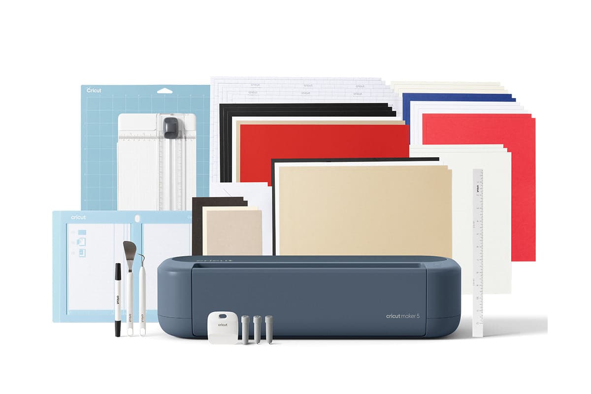 Cricut Maker 5 Essential Bundle