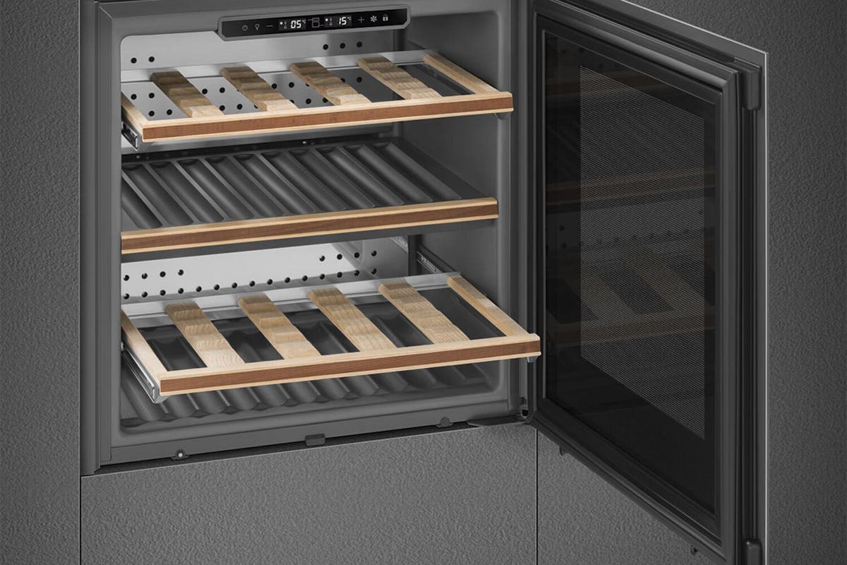 Smeg Linea Wine Cooler | Neptune Grey | CVI129G