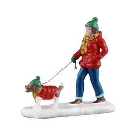 A Snowy Walk Figurine 7cm